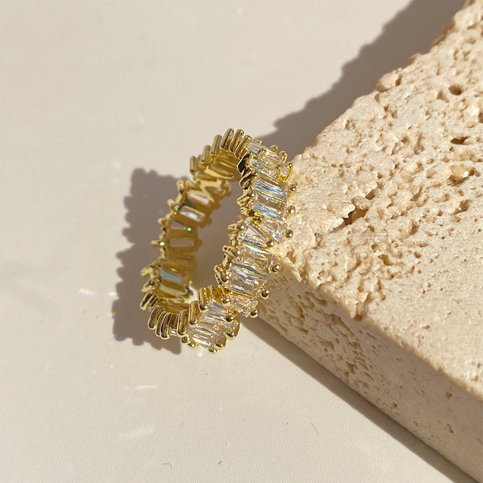 Anillos de compromiso de circonia cúbica Baguette clásicos para mujer, joyería de lujo chapada en oro de 18 quilates para fiesta y boda