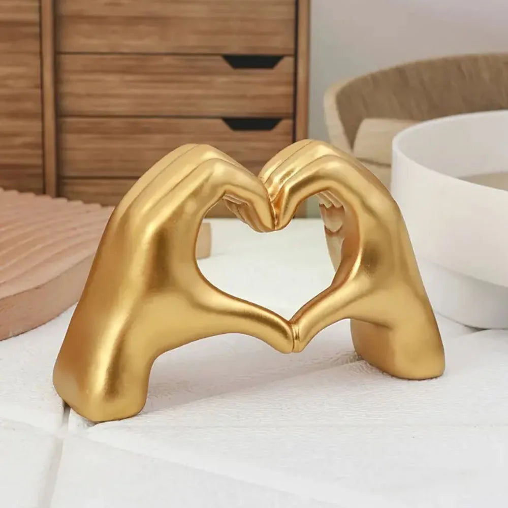 Love Gesture Statues Sculptures Desktop Ornament Sculpture Figurines Nordic Light Luxury Art Crafts Office Home Decoration