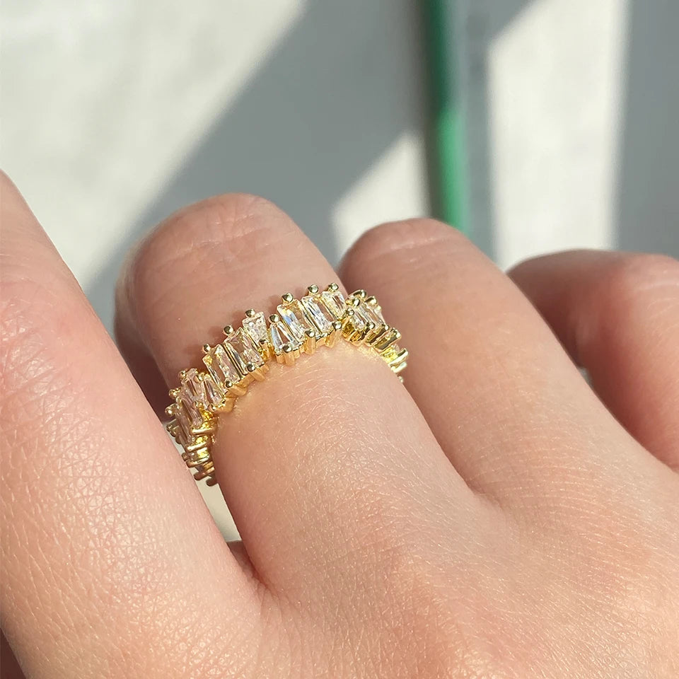 Anillos de compromiso de circonia cúbica Baguette clásicos para mujer, joyería de lujo chapada en oro de 18 quilates para fiesta y boda