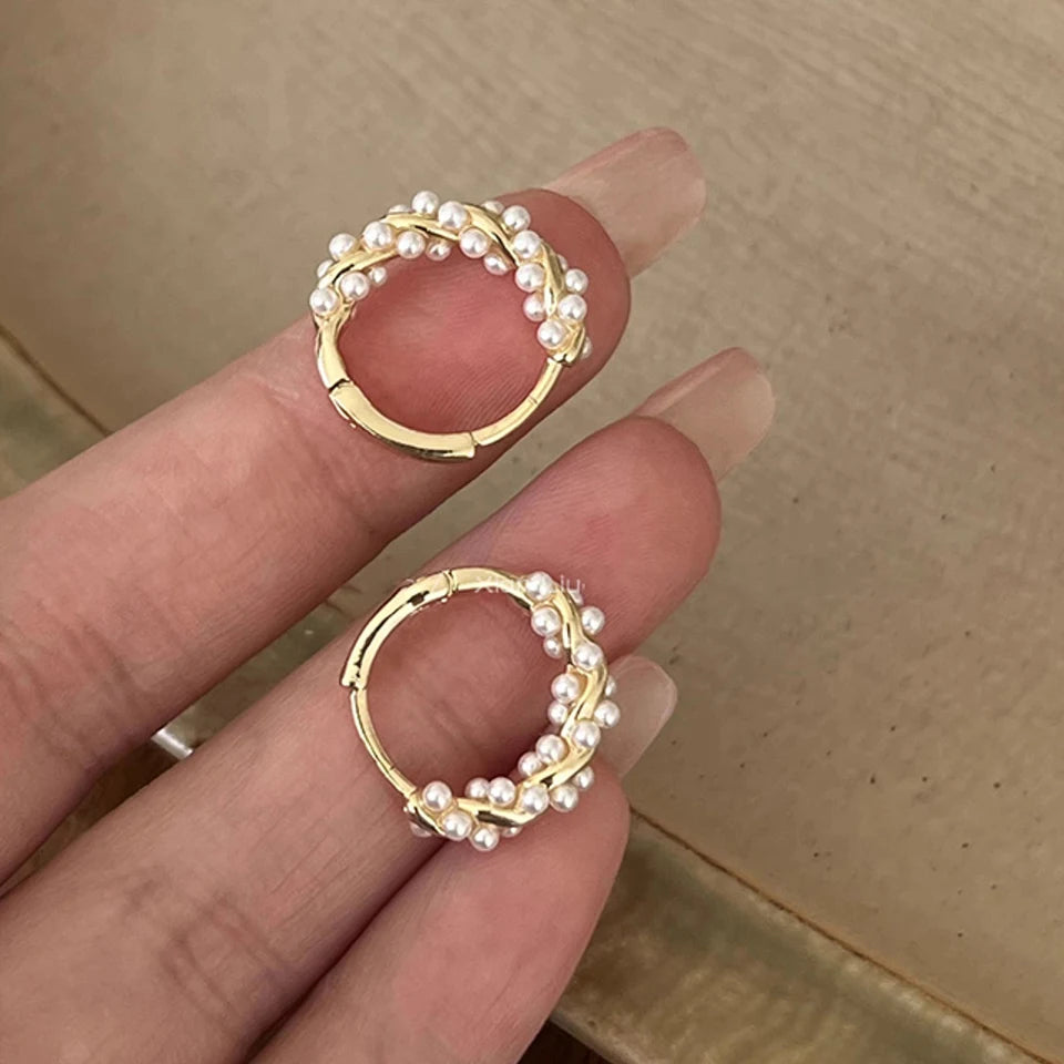 pendientes circulares de perlas de imitación francesas, aretes de aro redondos pequeños para mujer, pendientes de textura exquisita, joyería, regalo para niñas